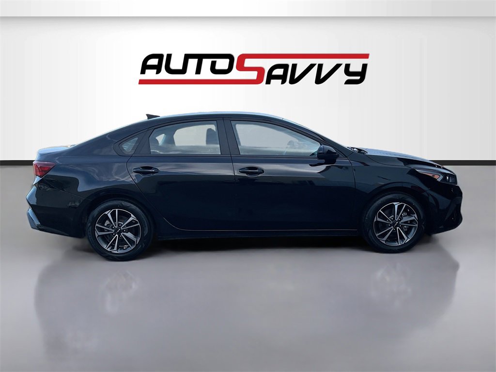 Used 2024 Kia Forte LXS image 8