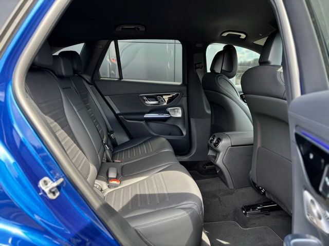 Used 2026 Mercedes-Benz GLC 300 4MATIC image 44