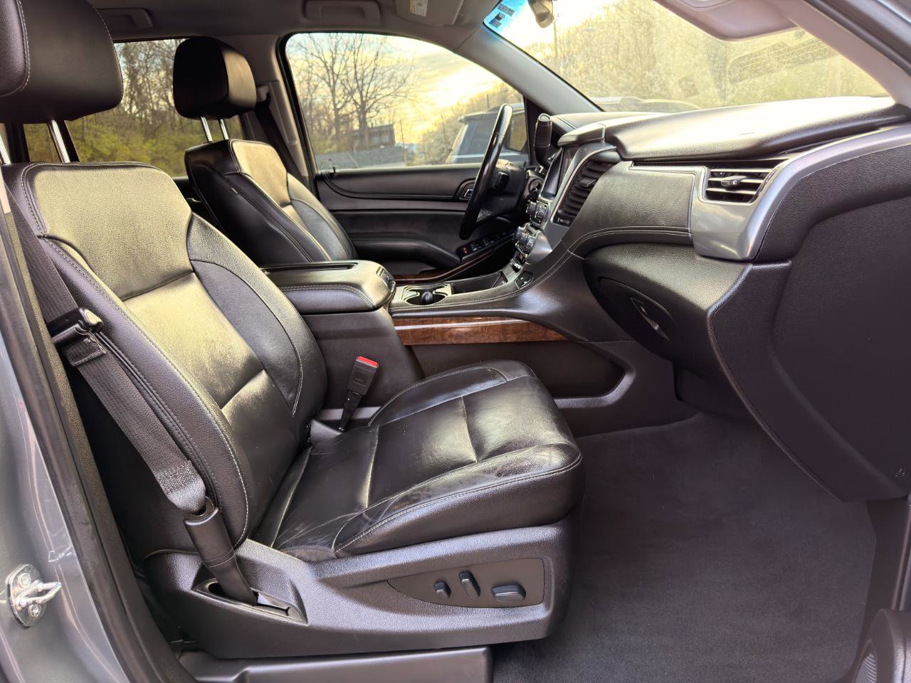 Used 2019 Chevrolet Tahoe LT AWD/4WD image 15