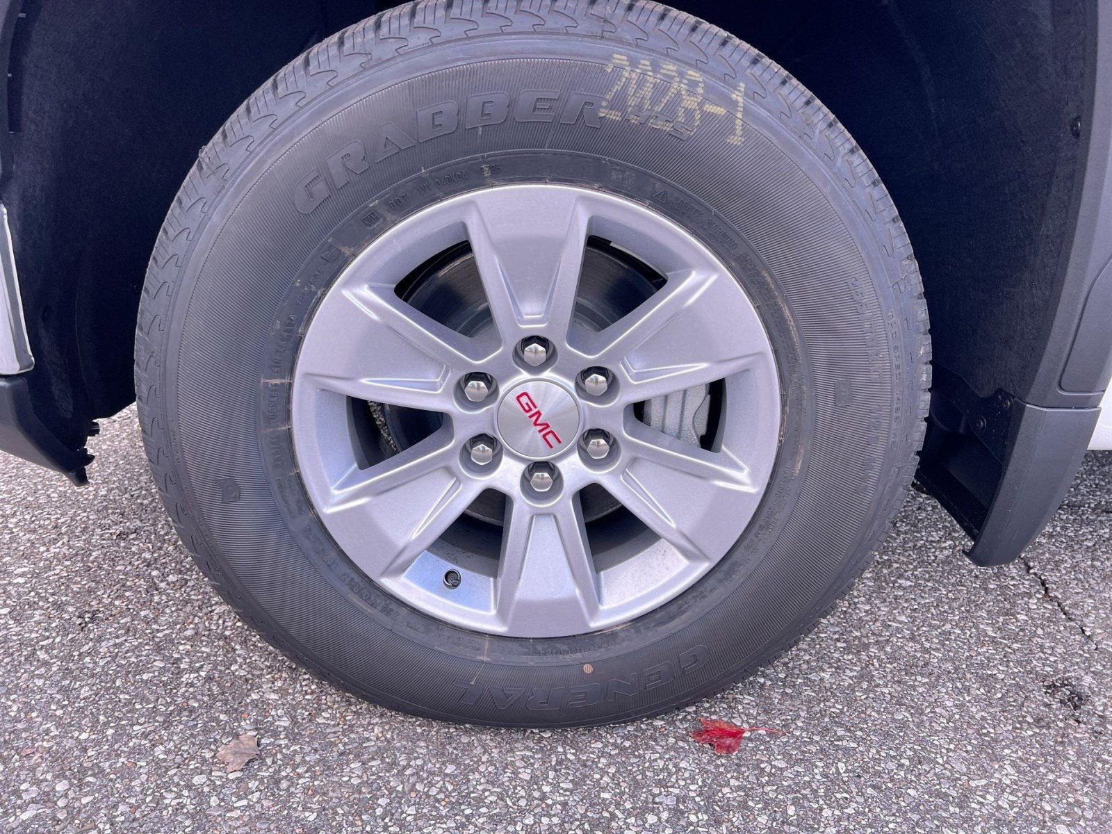 New 2026 GMC Sierra 1500 Pro w/ Pro Value Package image 11