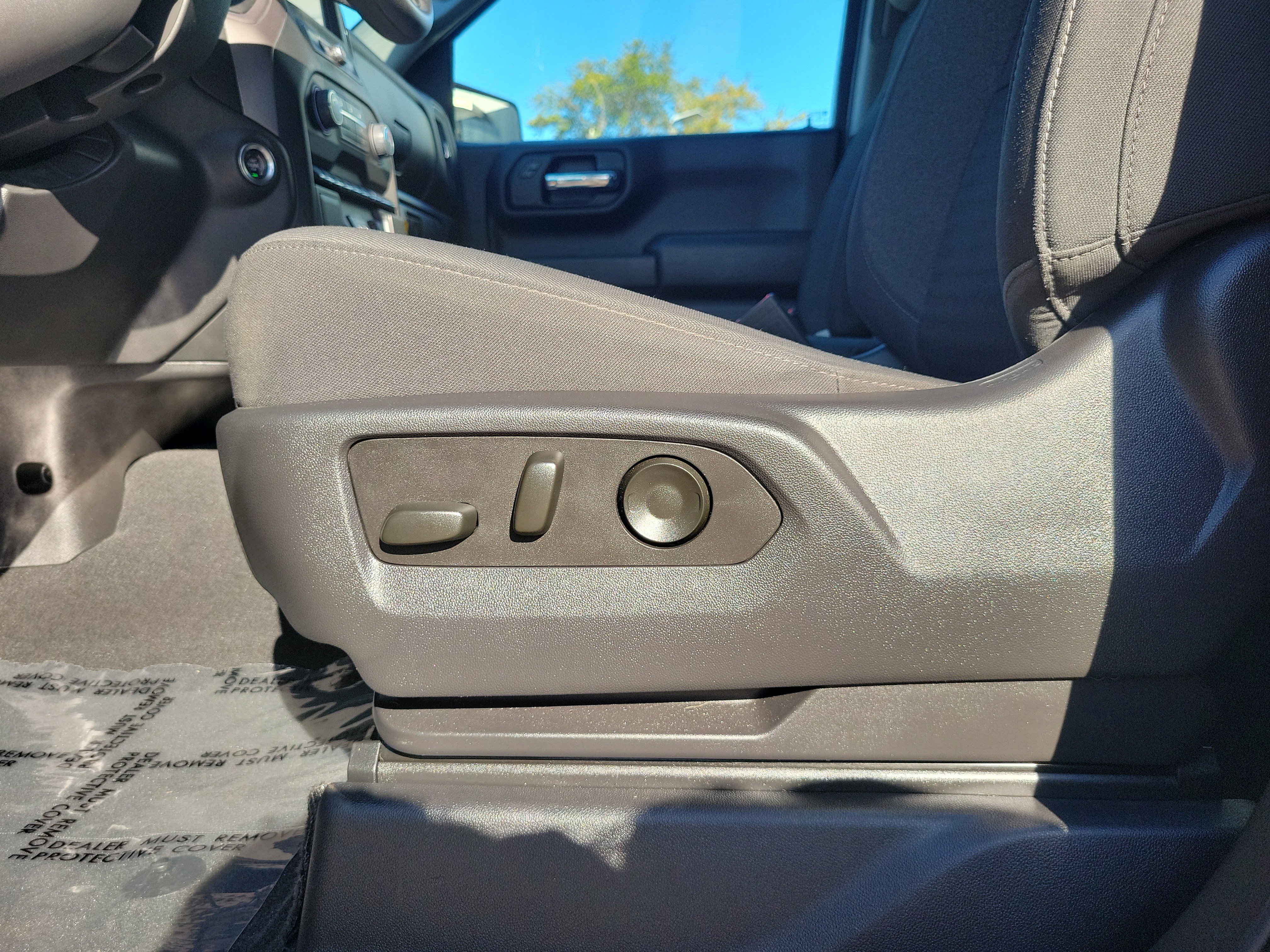 Used 2023 Chevrolet Silverado 1500 Custom Trail Boss image 12