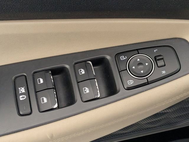 Used 2020 Hyundai Santa Fe SEL image 11