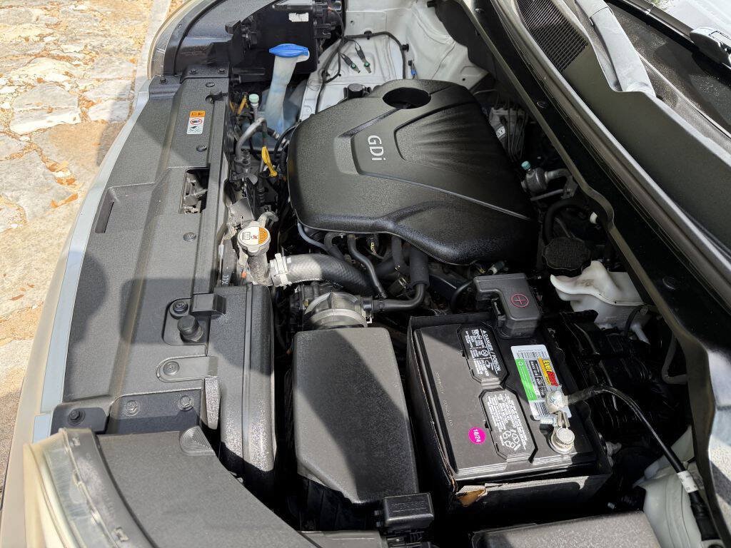 Used 2015 Kia Soul FWD image 21