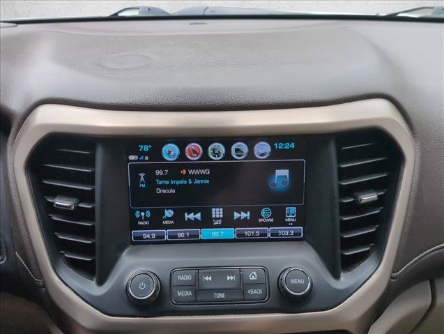 Used 2017 GMC Acadia Denali w/ Technology Package FWD image 11