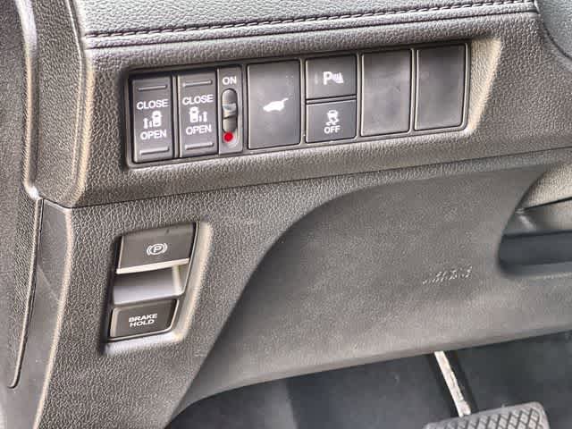 Used 2026 Honda Odyssey Elite image 29