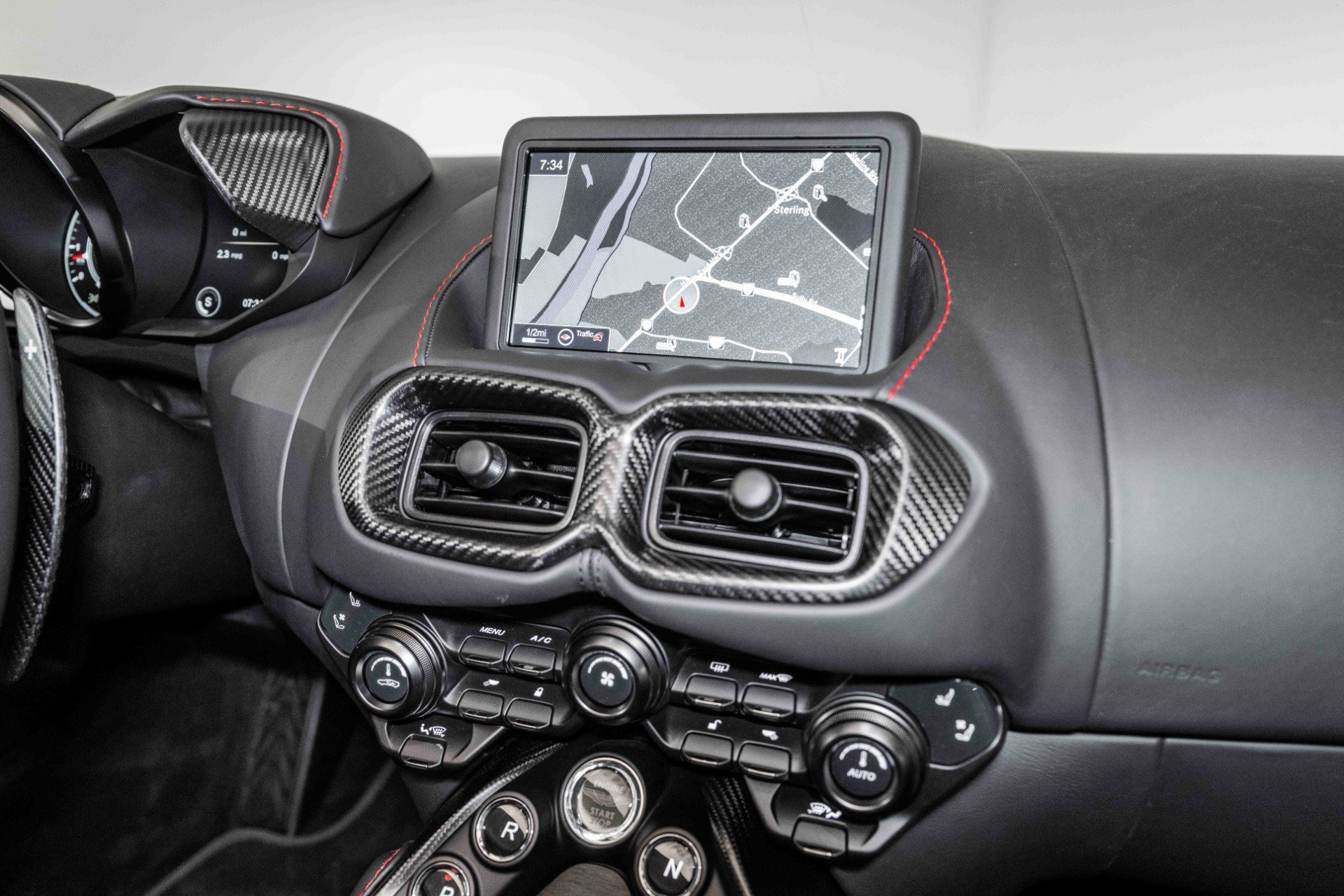 Used 2023 Aston Martin V12 Vantage Roadster image 20