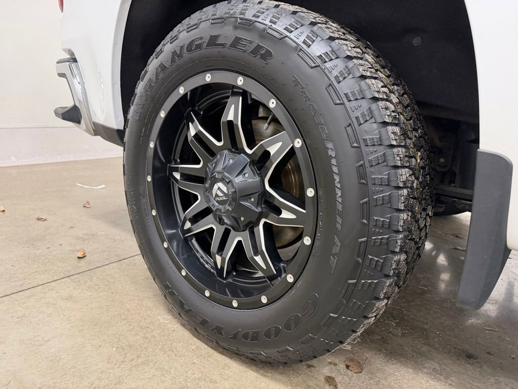 Used 2020 Chevrolet Silverado 1500 LTZ image 9