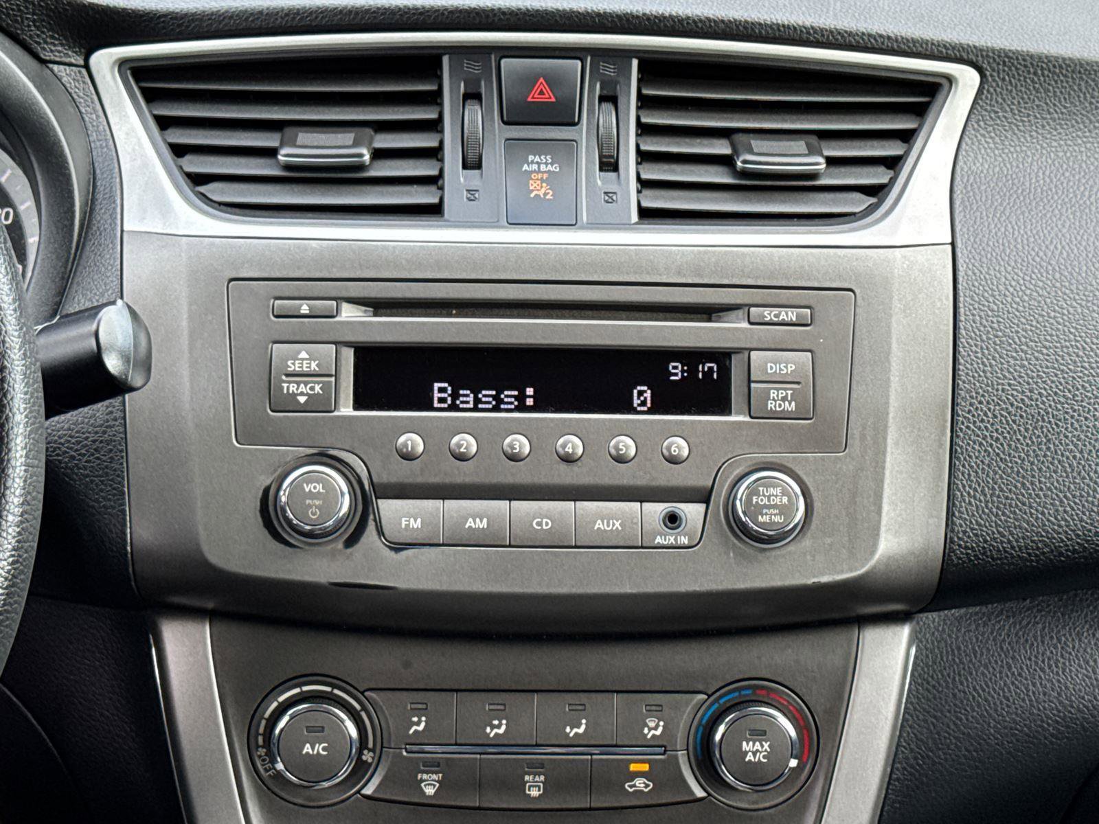 Used 2014 Nissan Sentra SV image 23