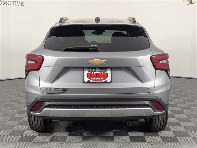 Certified 2025 Chevrolet Trax LT w/ LT Convenience Package image 5