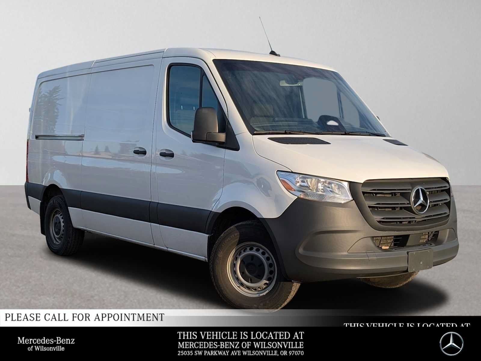 Used 2025 Mercedes-Benz Sprinter 2500 image 1