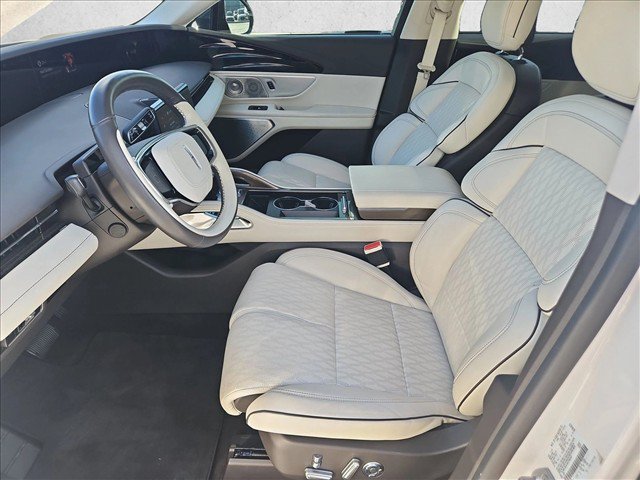 Used 2024 Lincoln Nautilus Black Label AWD/4WD image 16