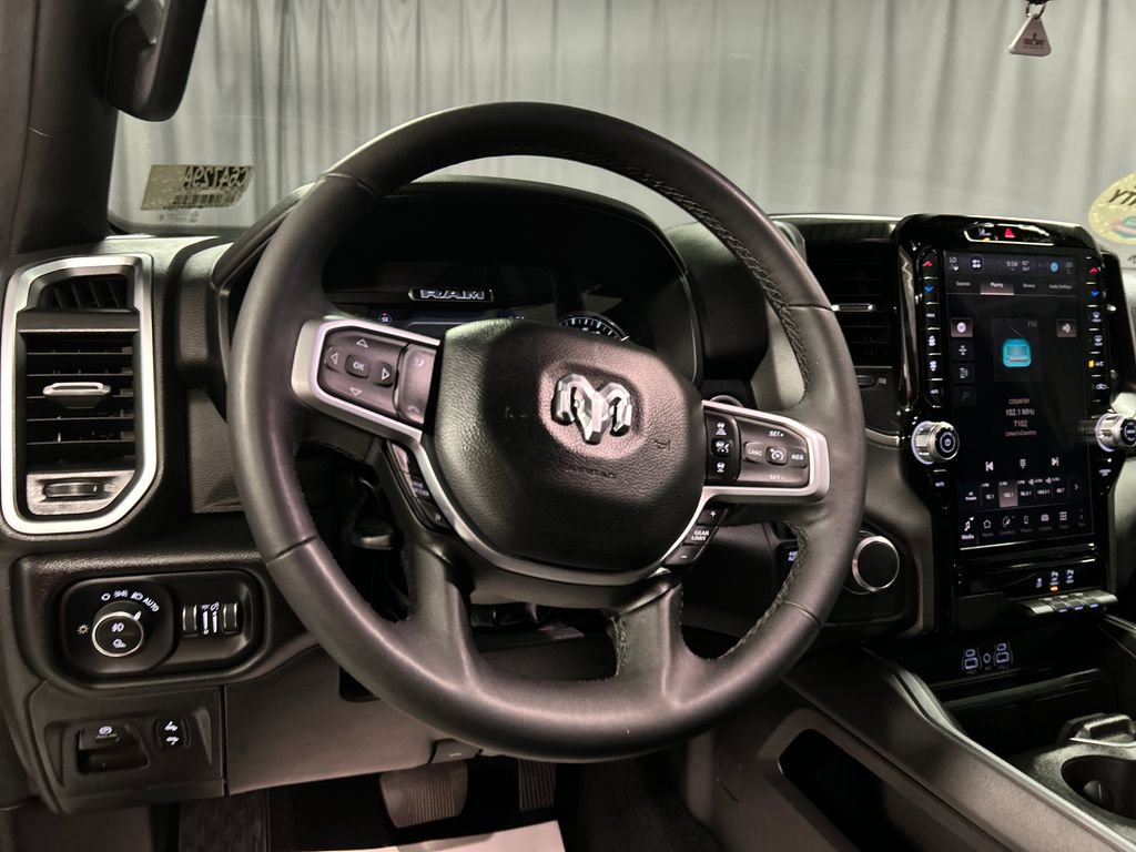 Used 2025 RAM 1500 Big Horn AWD/4WD image 15
