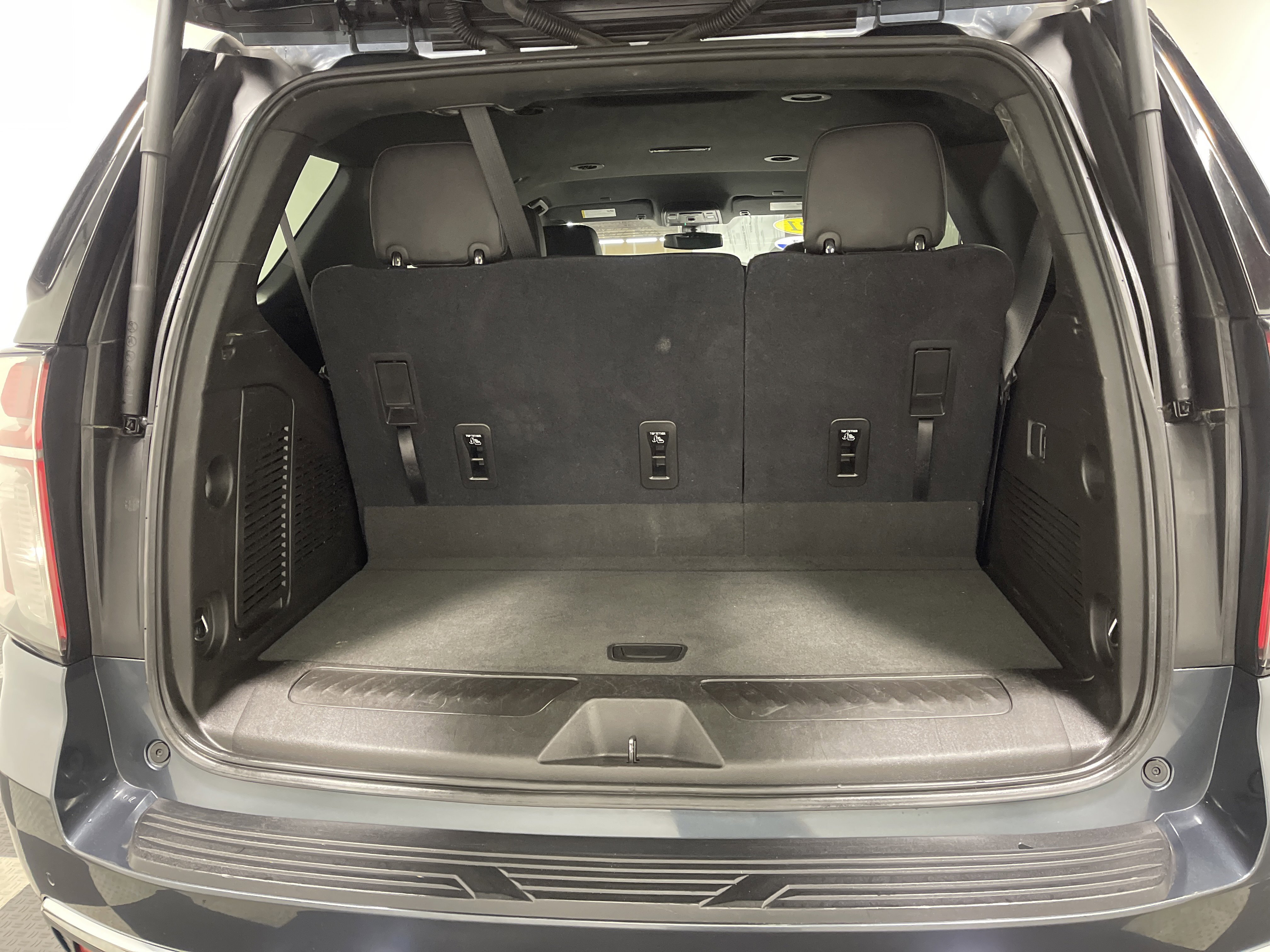 Used 2021 Chevrolet Tahoe LT image 18