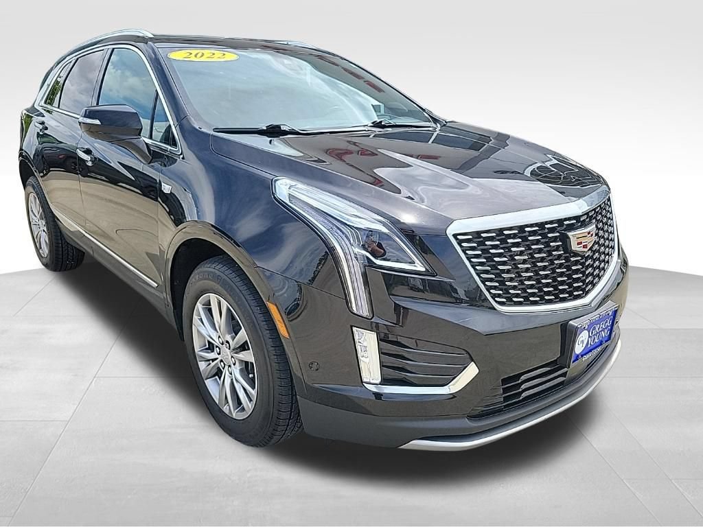 Used 2022 Cadillac XT5 Premium Luxury w/ Technology Package AWD/4WD image 9