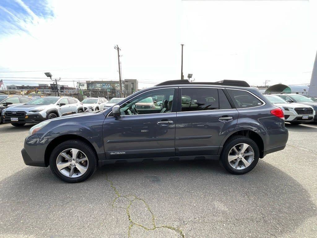 Used 2014 Subaru Outback 3.6R Limited image 5