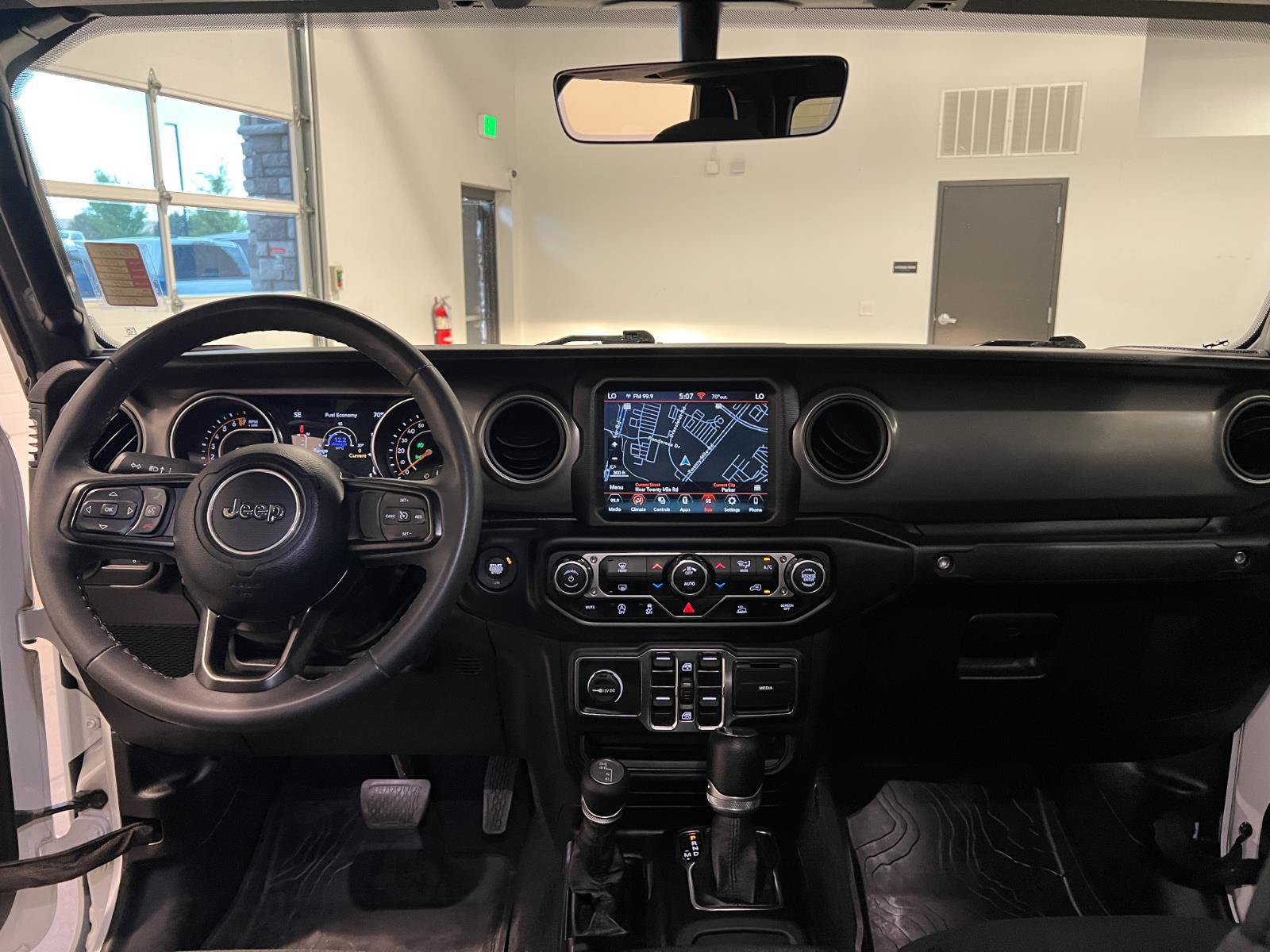 Used 2023 Jeep Gladiator Sport AWD/4WD image 27