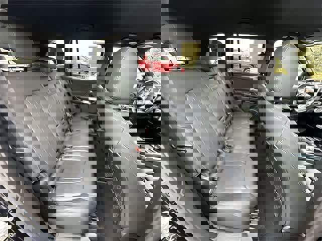 Used 2024 Mercedes-Benz GLB 250 4MATIC image 22