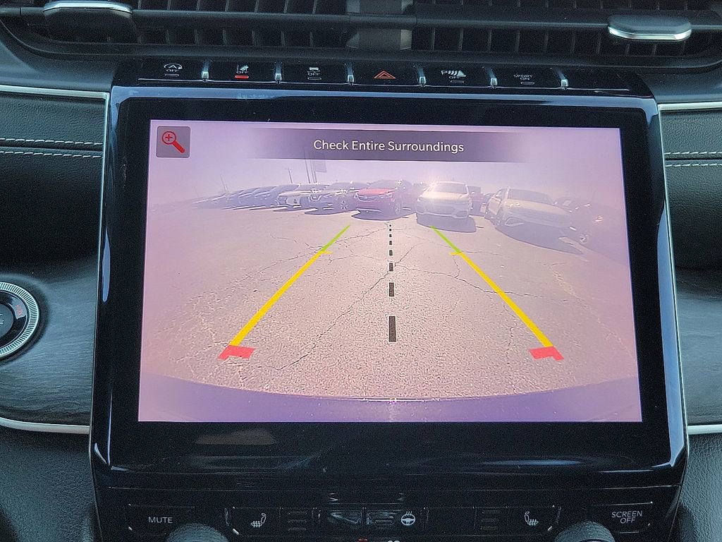 Used 2021 Jeep Grand Cherokee L Limited image 17