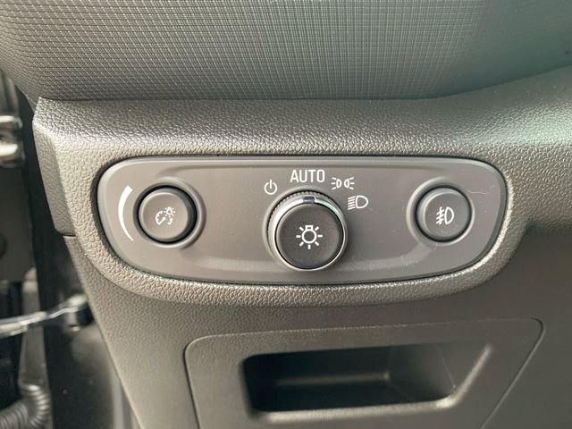 Used 2023 Chevrolet TrailBlazer LT w/ Convenience Package image 18