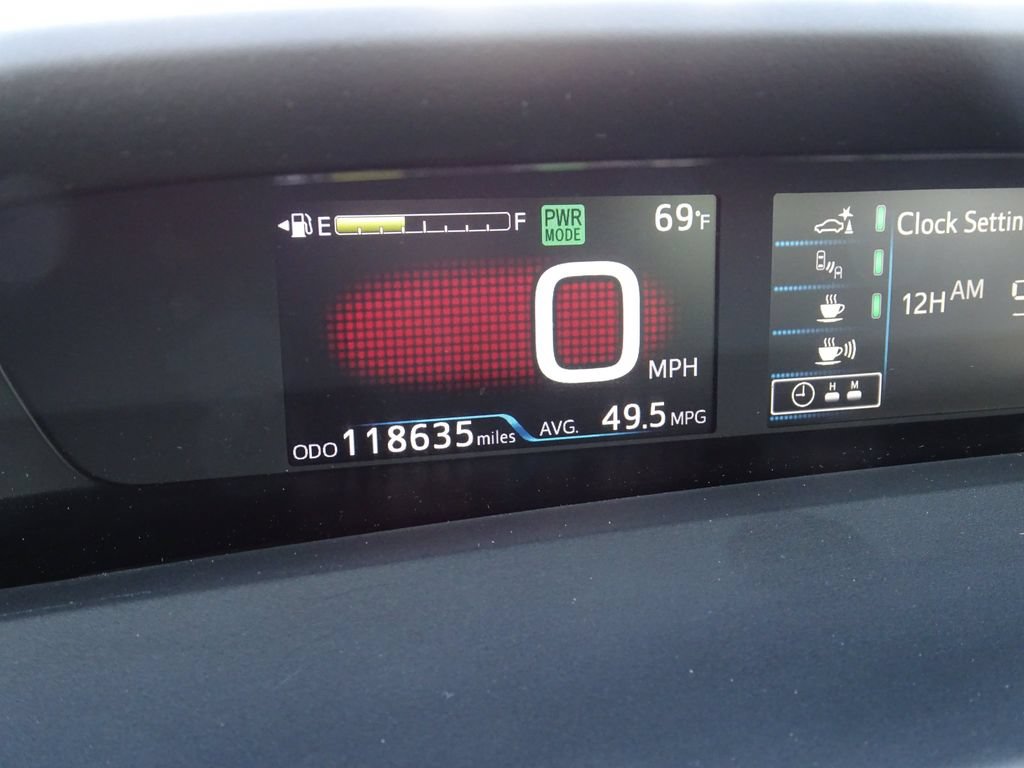 Used 2018 Toyota Prius Four Touring FWD image 19
