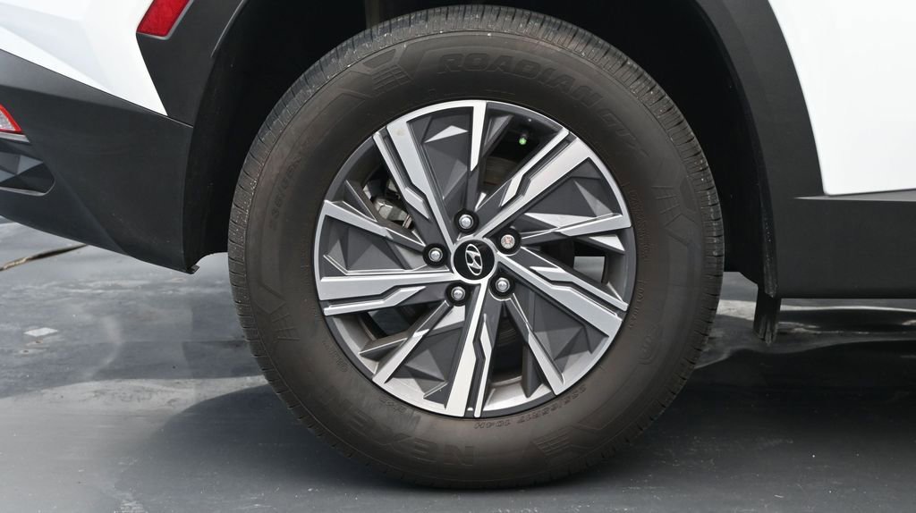 Used 2024 Hyundai Tucson Blue AWD/4WD image 9