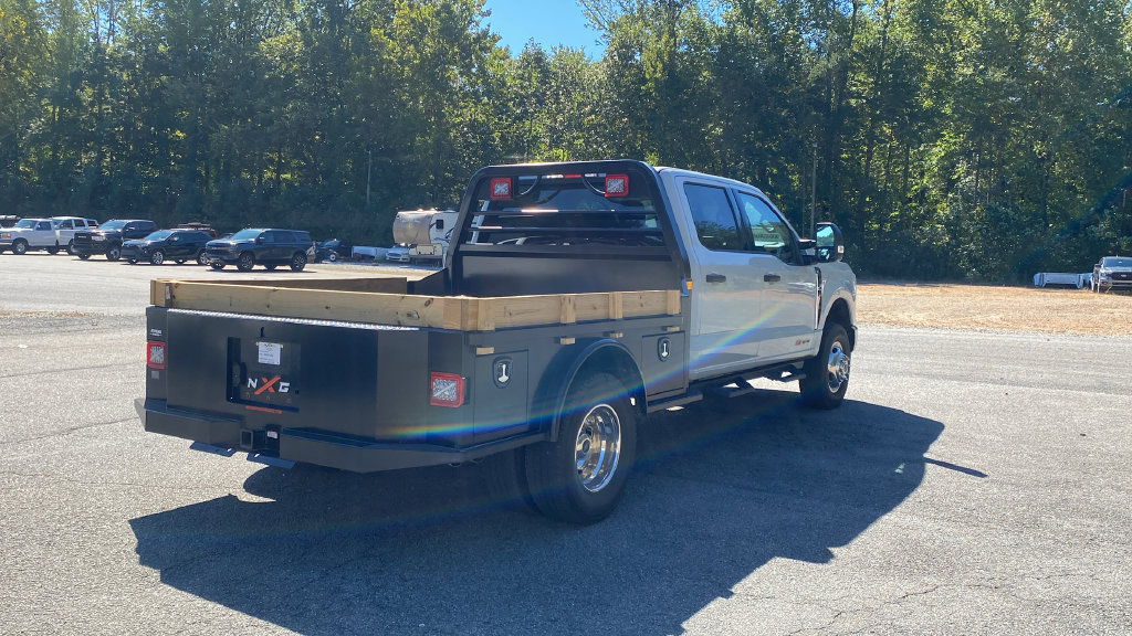 Used 2026 Ford F350 XLT AWD/4WD image 5