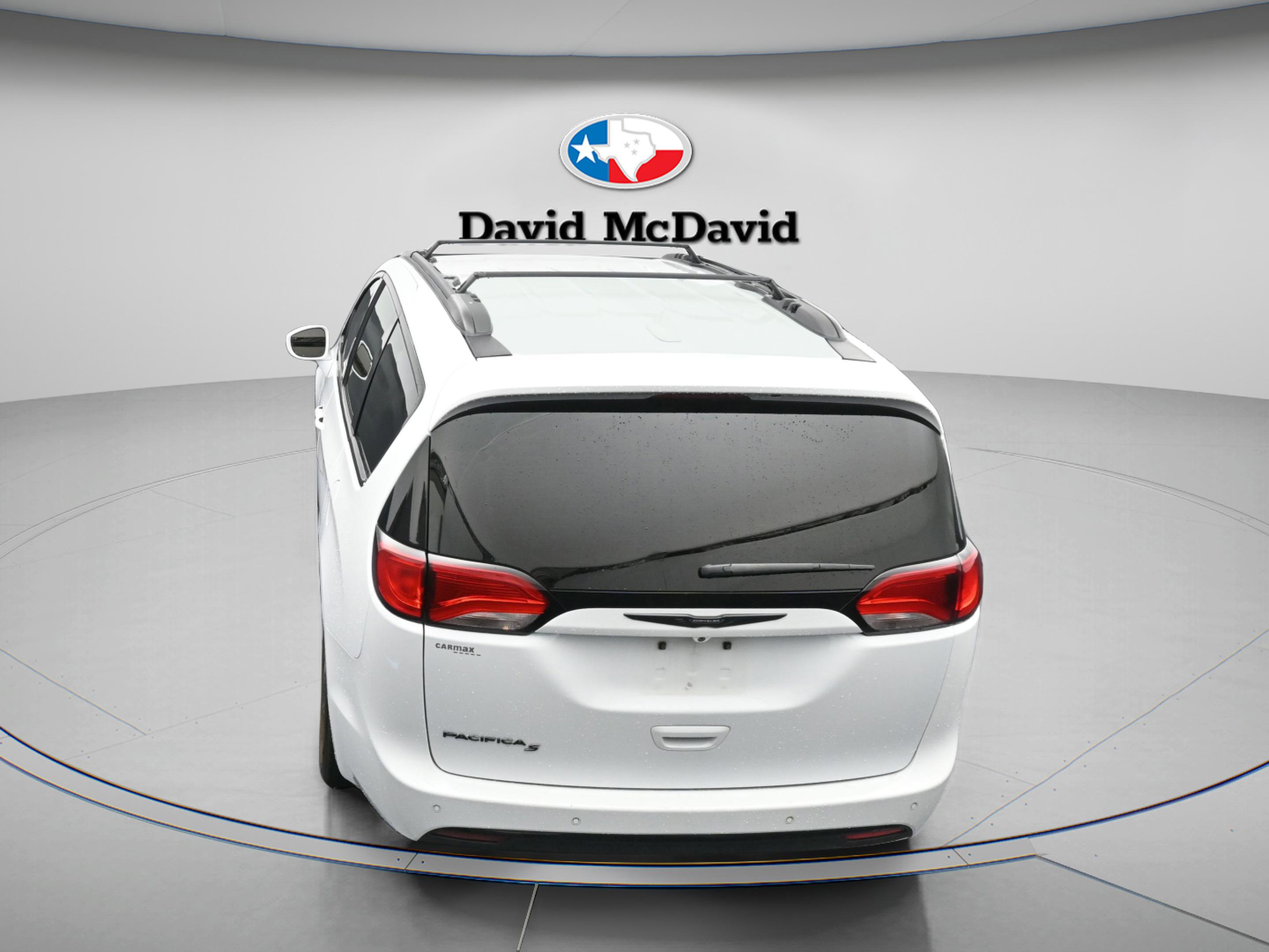 Used 2020 Chrysler Pacifica Touring-L w/ S Appearance Package image 31