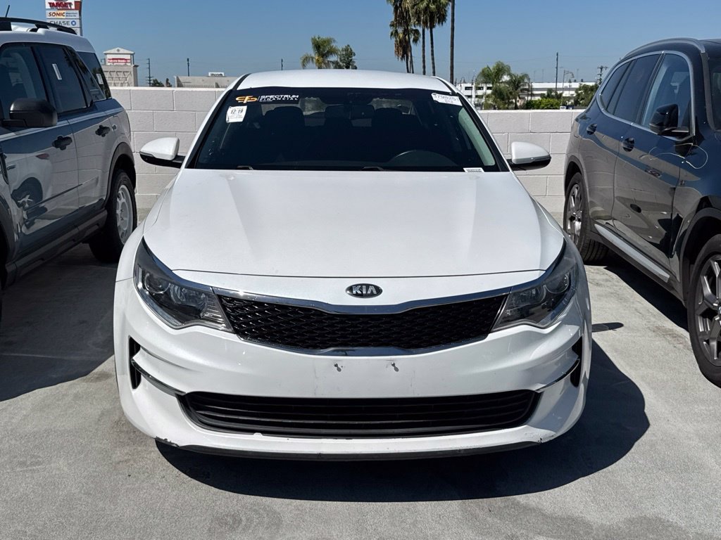 Used 2016 Kia Optima LX w/ Technology Package FWD image 2