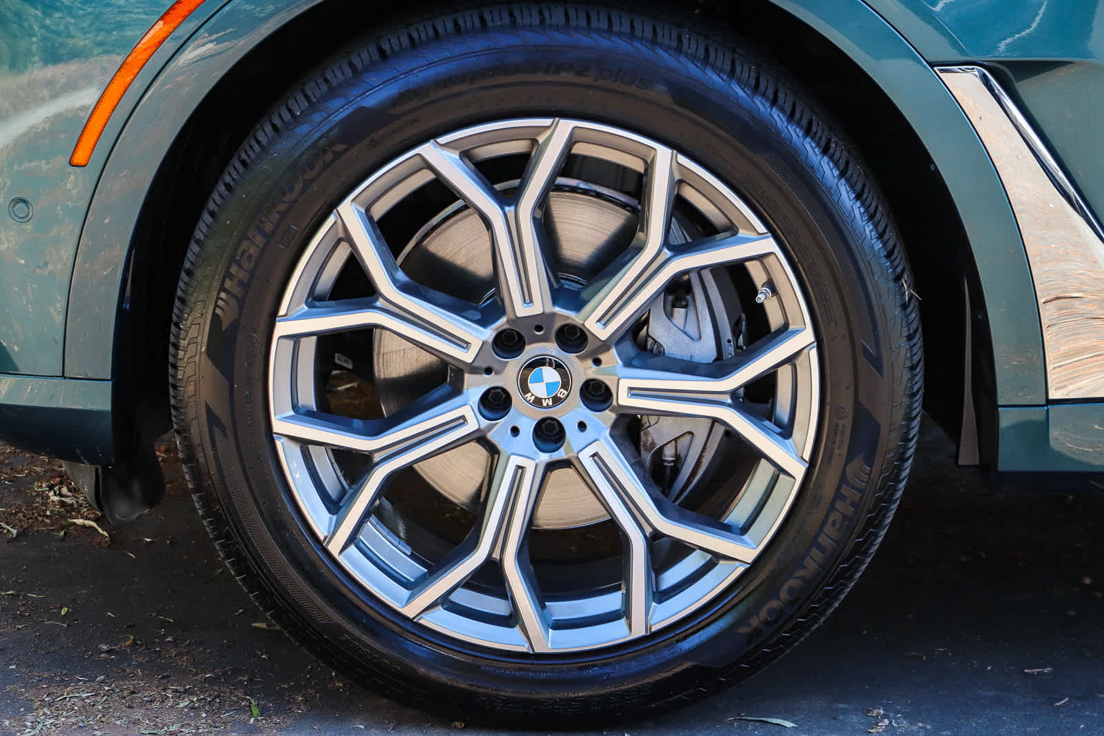 Used 2023 BMW X7 xDrive40i AWD/4WD image 11