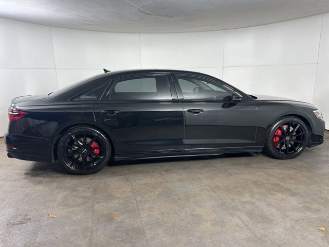 Used 2023 Audi S8 w/ S8 Comfort Plus Package image 8