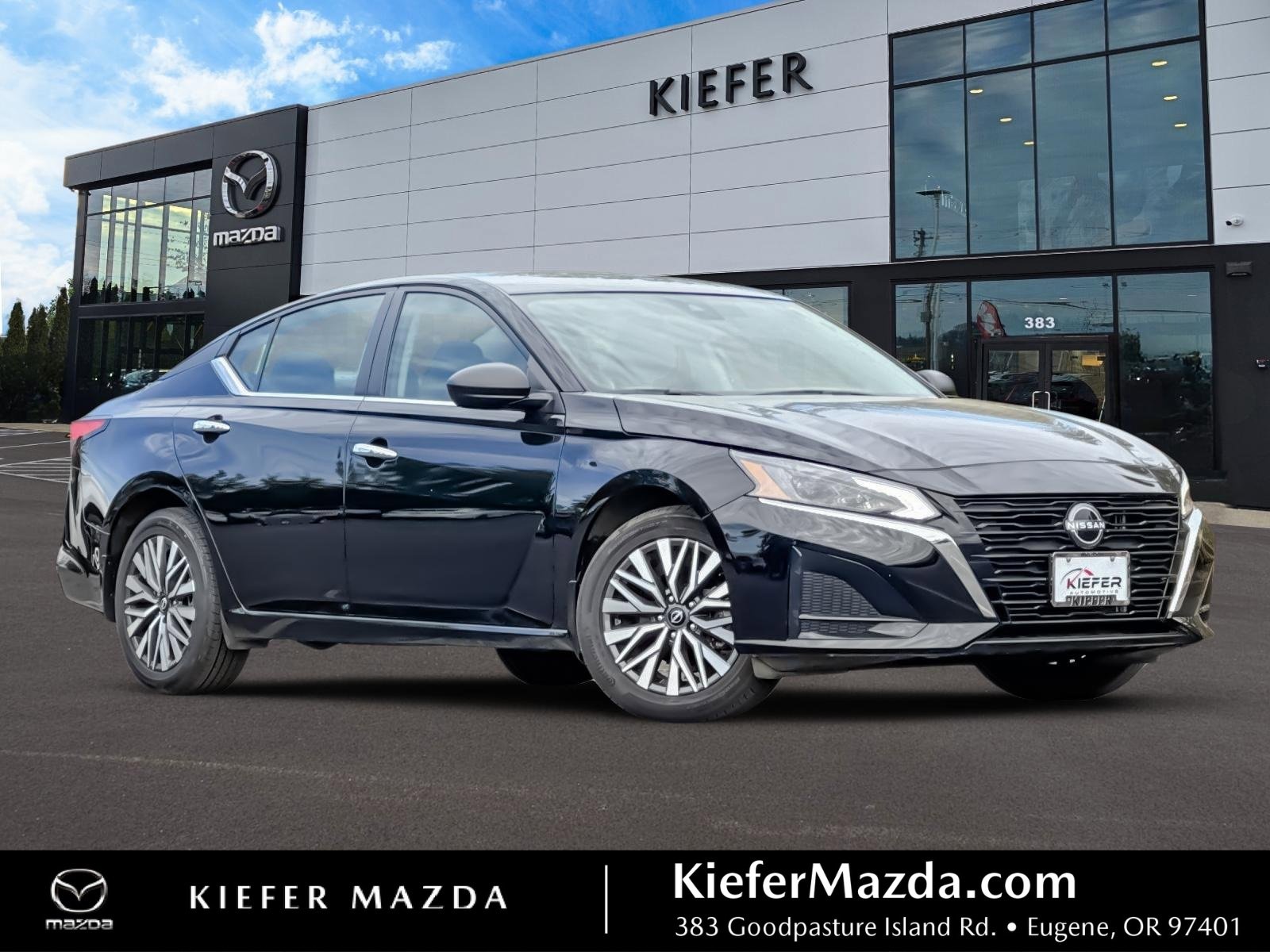 Used 2024 Nissan Altima 2.5 SV