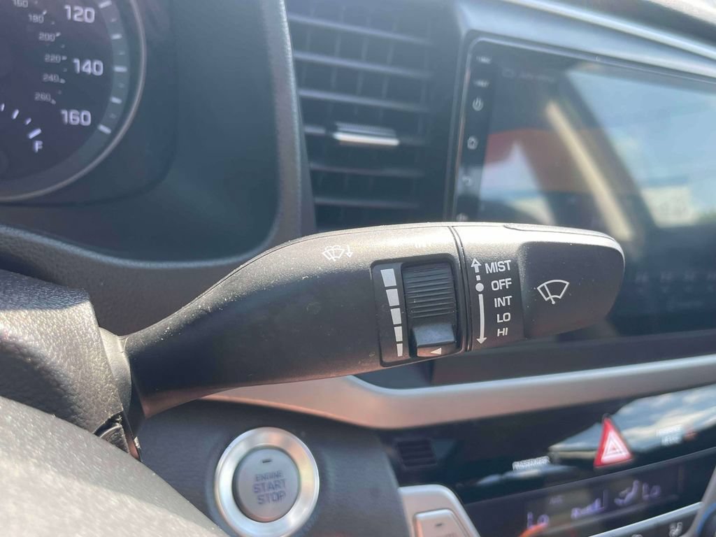 Used 2018 Hyundai Elantra Value Edition FWD image 23