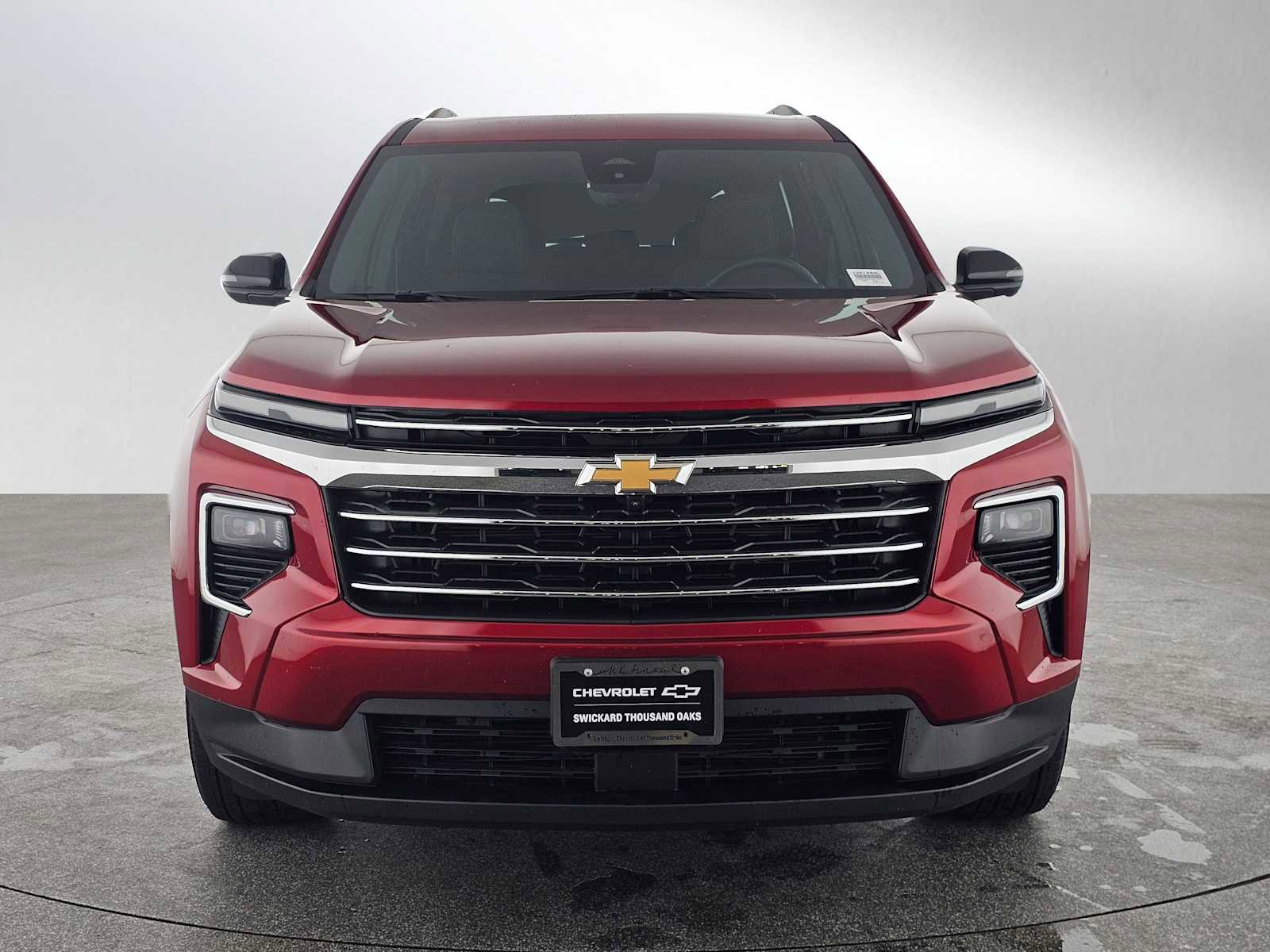 Used 2025 Chevrolet Traverse LT w/ Driver Confidence Package image 8