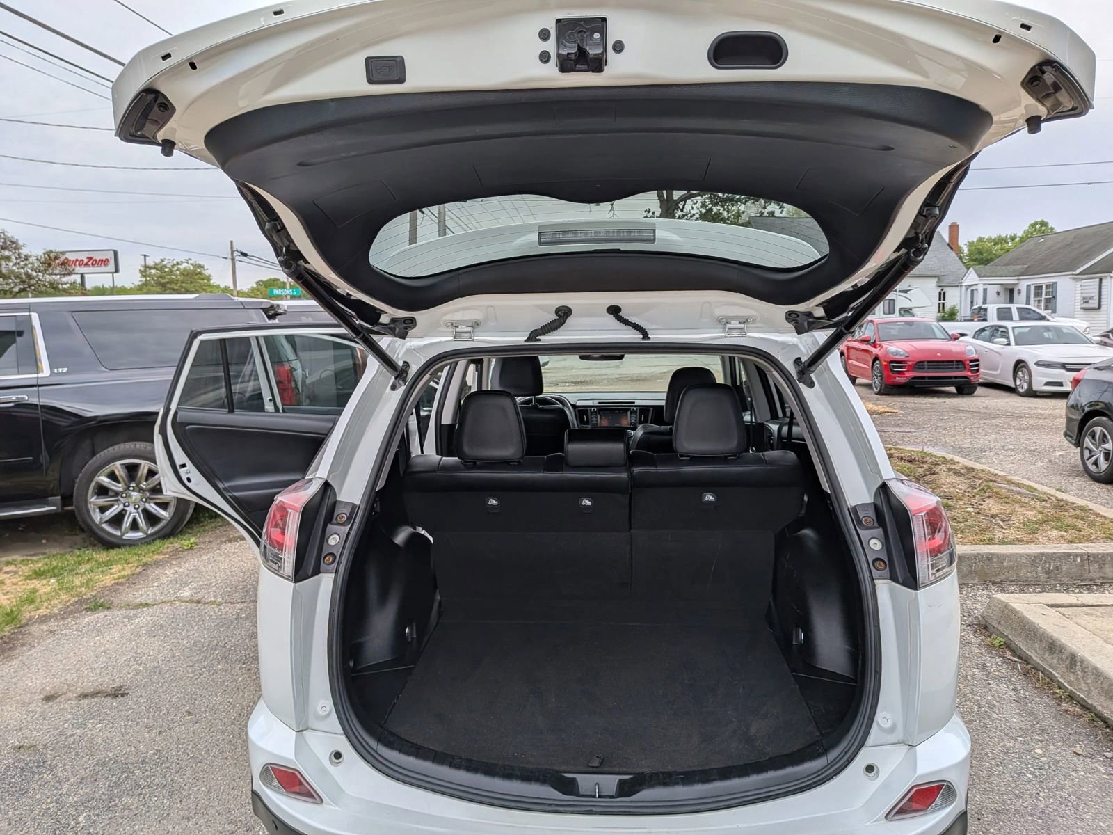 Used 2016 Toyota RAV4 Limited AWD/4WD image 30