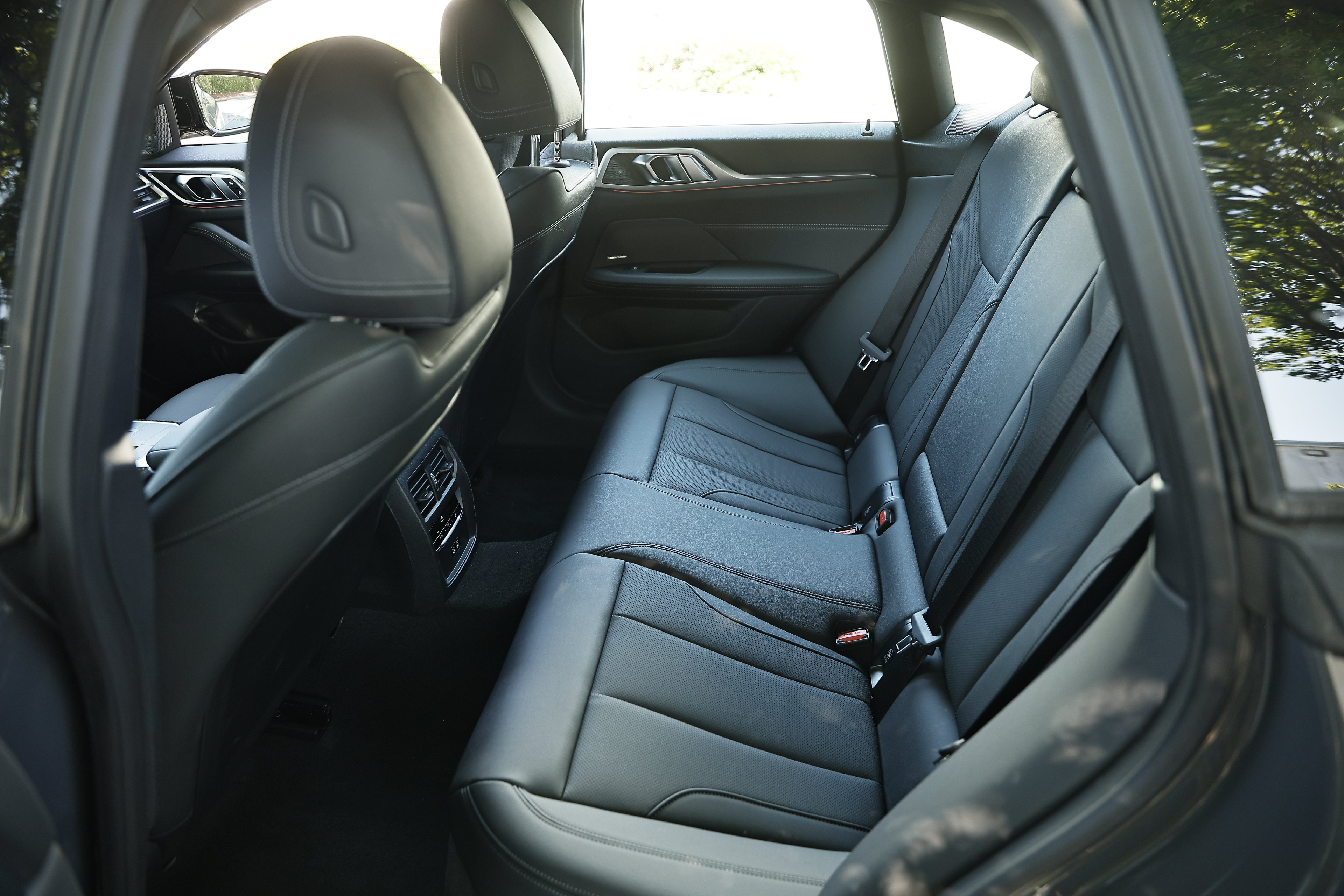 New 2026 BMW M440i w/ Premium Package RWD image 24