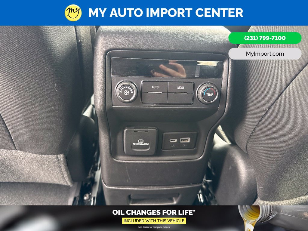 Used 2023 GMC Acadia SLE w/ Driver Convenience Package FWD image 26