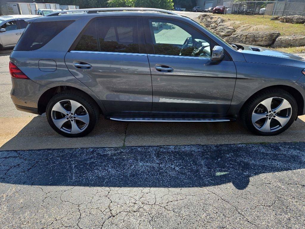 Used 2018 Mercedes-Benz GLE 350 4MATIC image 4