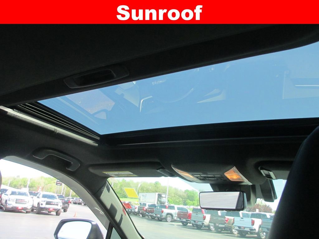 Used 2019 Toyota RAV4 XSE w/ XSE Weather Package image 15