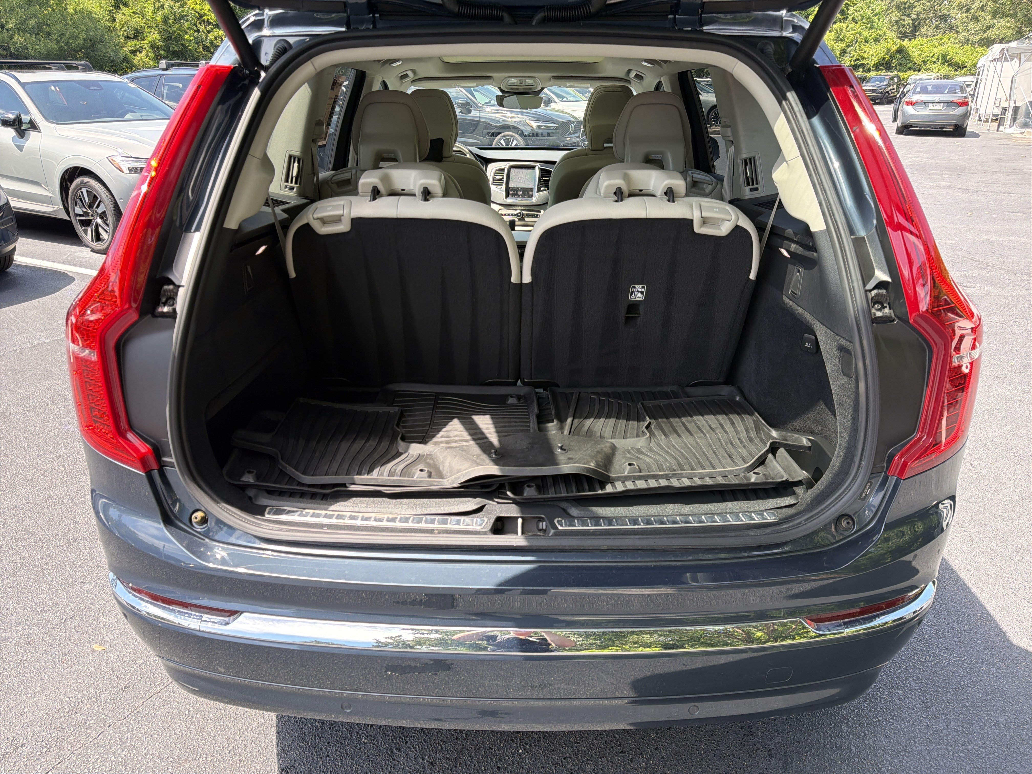 Certified 2024 Volvo XC90 B6 Plus w/ Protection Package AWD/4WD image 34