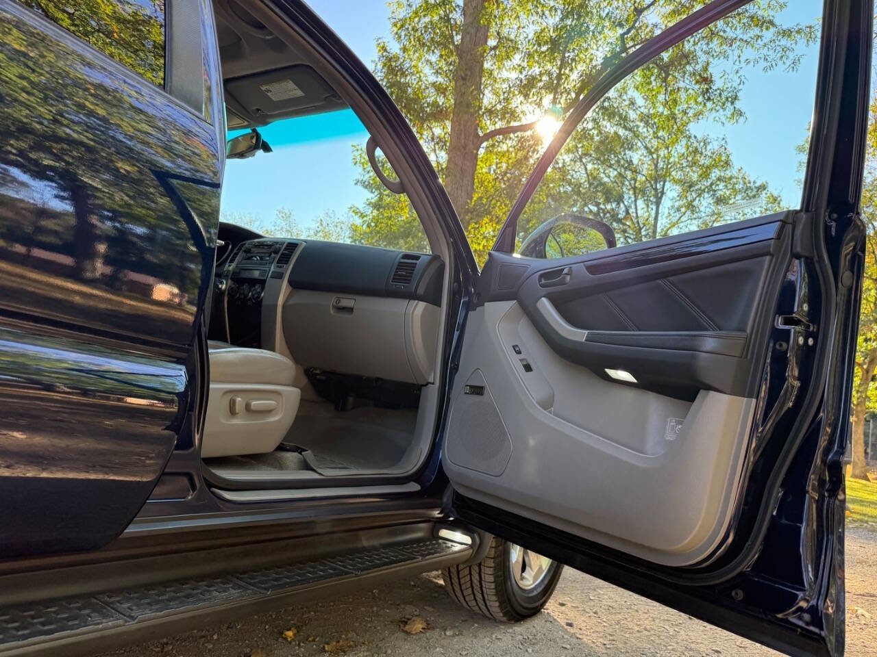 Used 2007 Toyota 4Runner Limited image 61