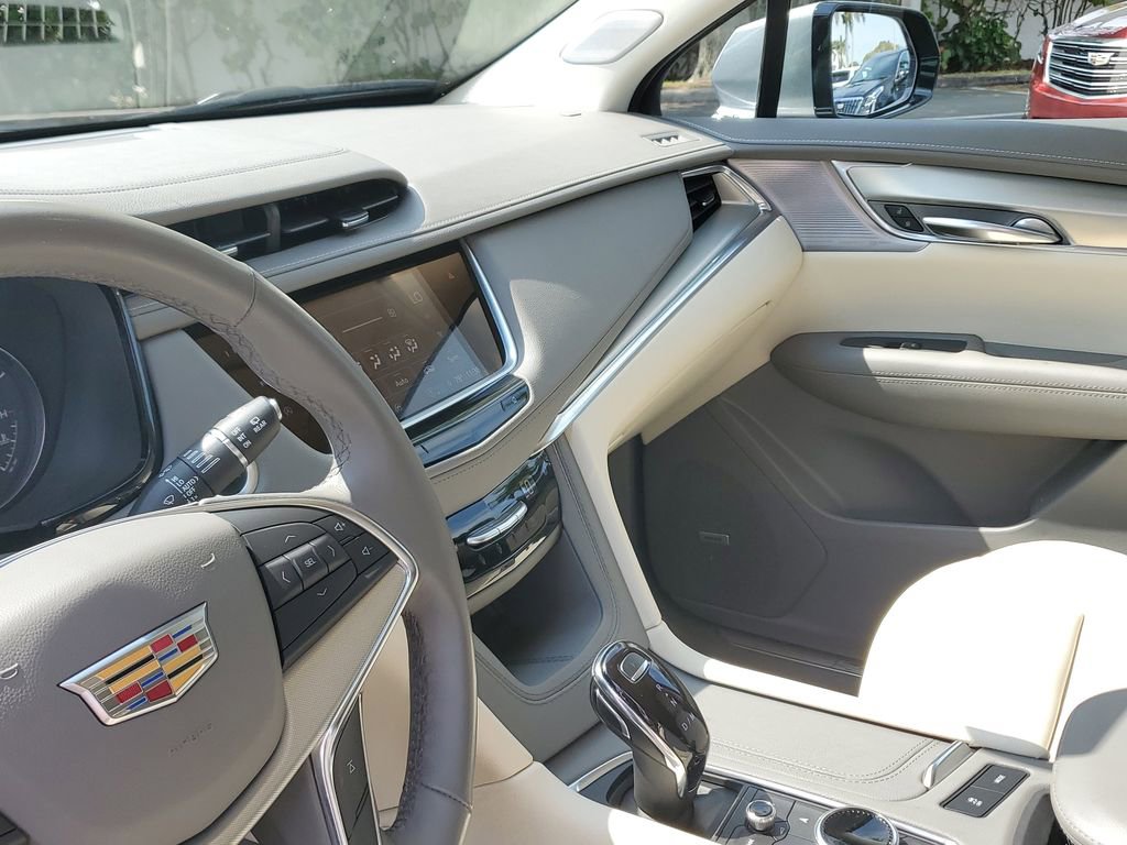 Certified 2023 Cadillac XT5 Premium Luxury w/ Technology Package image 22