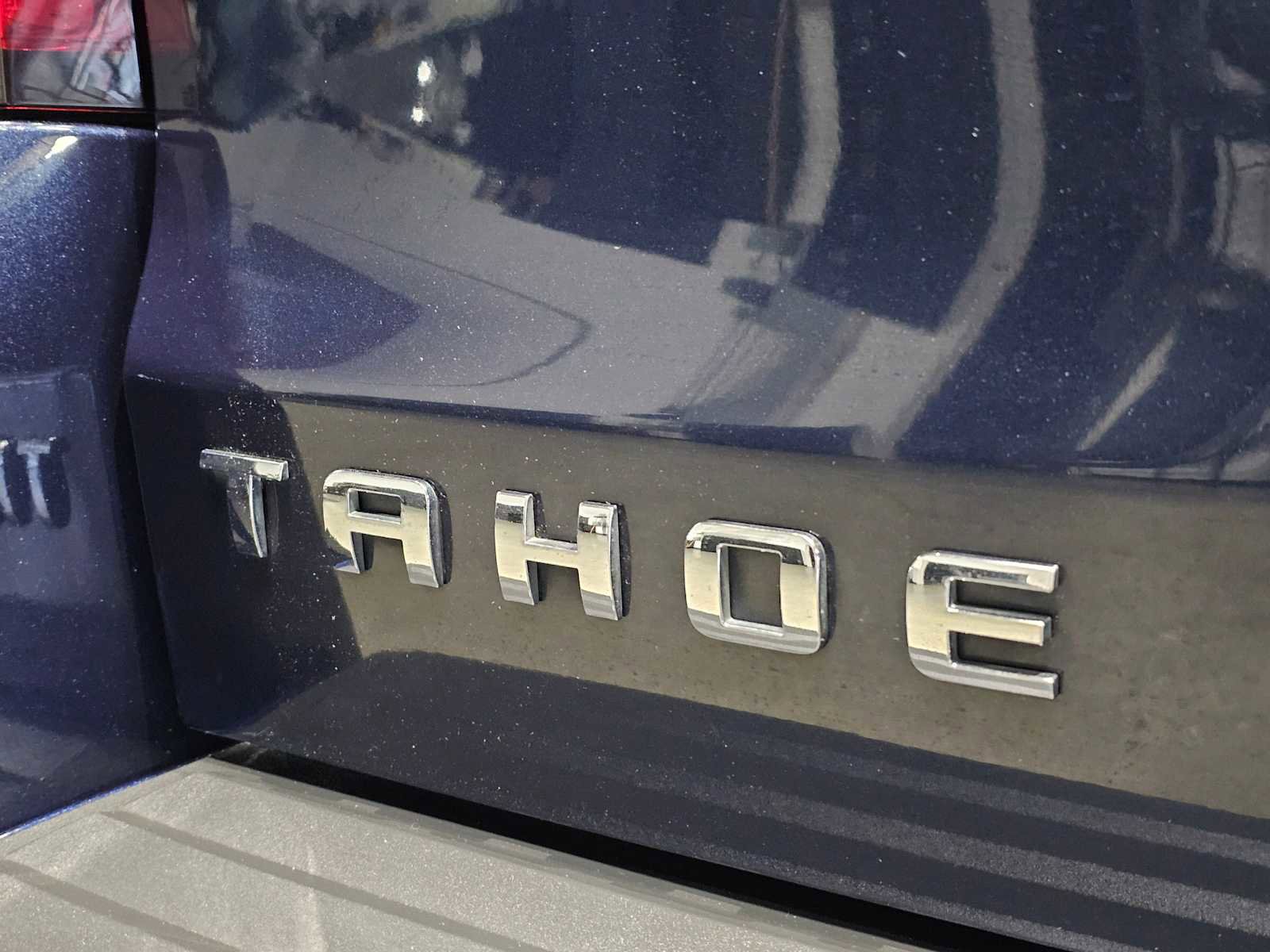 Used 2019 Chevrolet Tahoe LT w/ Luxury Package AWD/4WD image 15