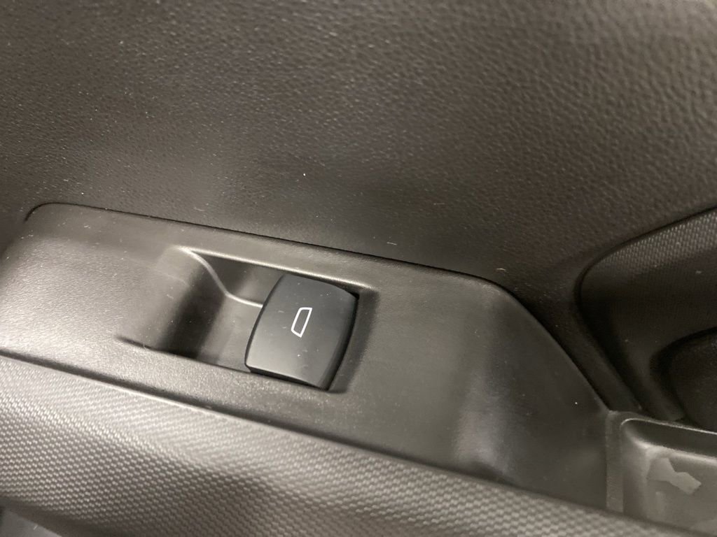 Used 2026 Chevrolet Colorado W/T w/ WT Custom Package image 13