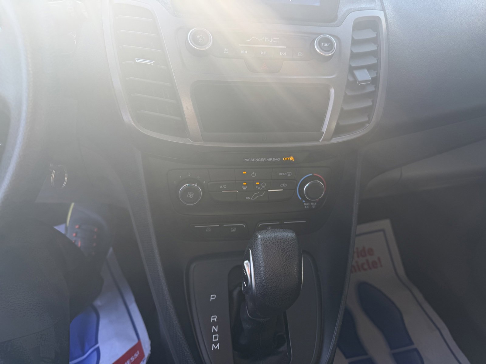 Used 2022 Ford Transit Connect XLT image 15