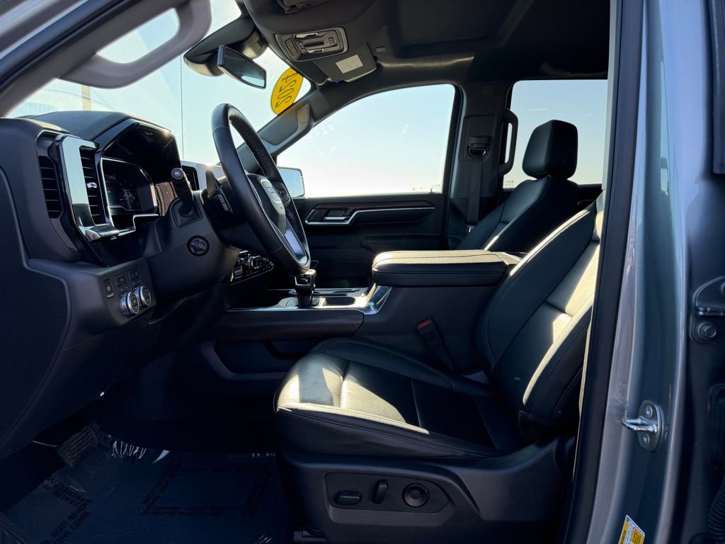 Used 2024 GMC Sierra 1500 SLT w/ SLT Premium Package image 12