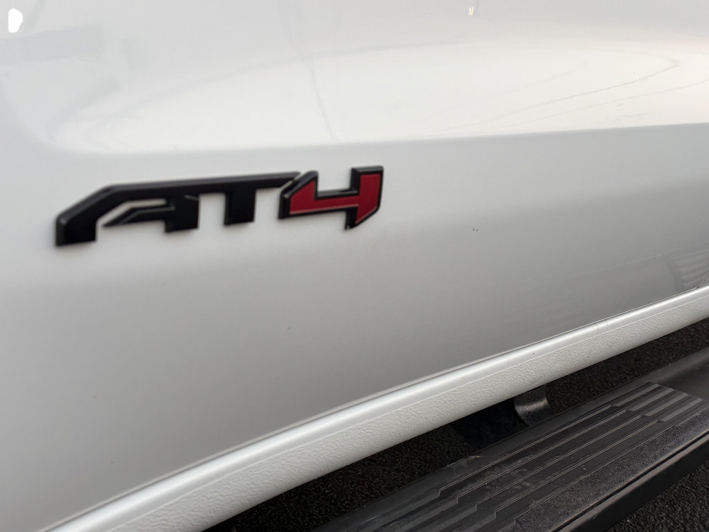 Used 2020 GMC Sierra 1500 AT4 w/ AT4 Carbonpro Edition AWD/4WD image 32