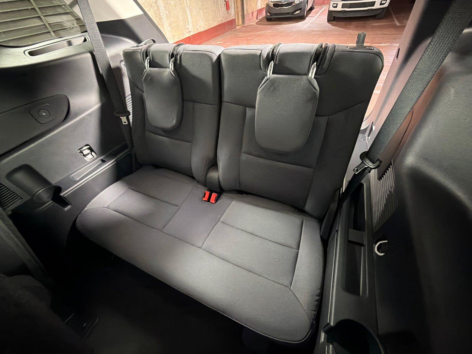 Used 2026 Ford Explorer Active RWD image 21
