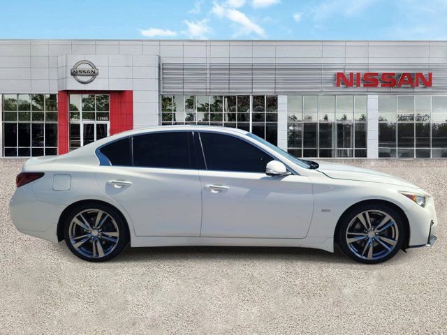 Used 2019 INFINITI Q50 Signature Edition w/ Cargo Package (L96) image 3