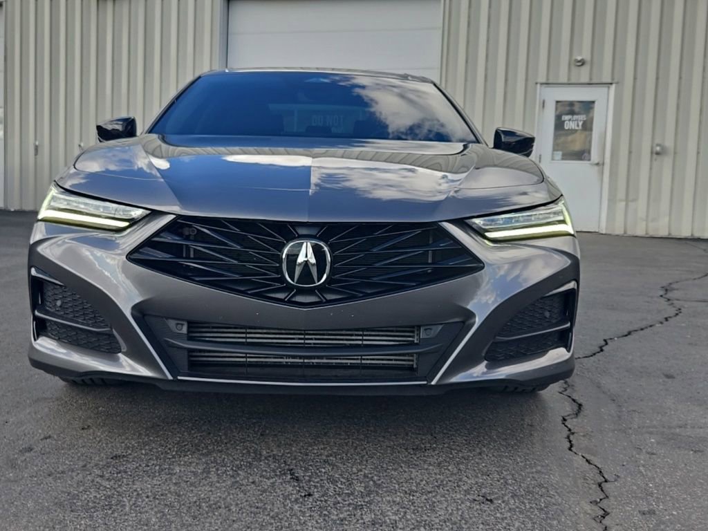 Used 2024 Acura TLX w/ Technology Package image 2