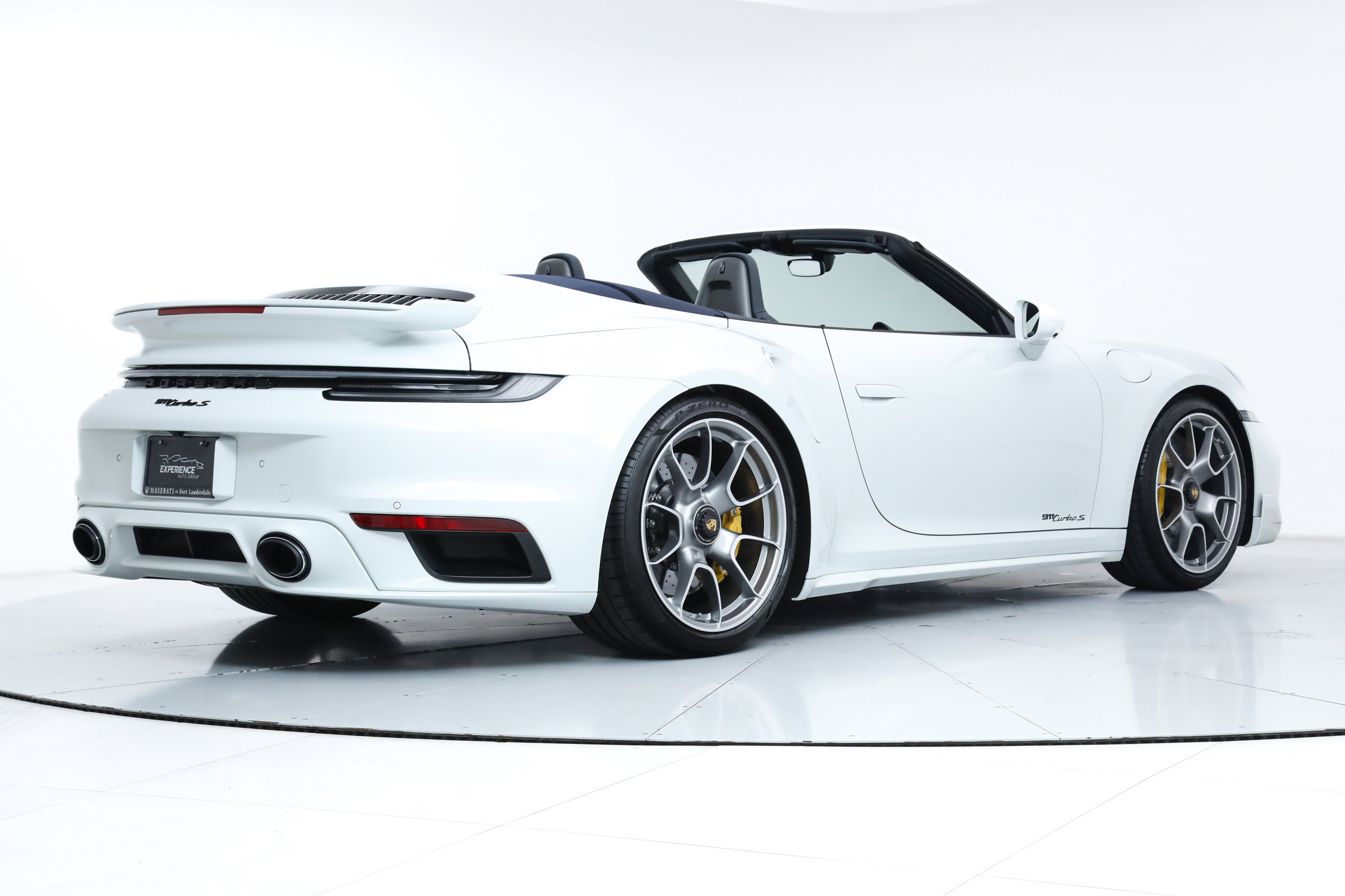 Used 2025 Porsche 911 Turbo S image 6